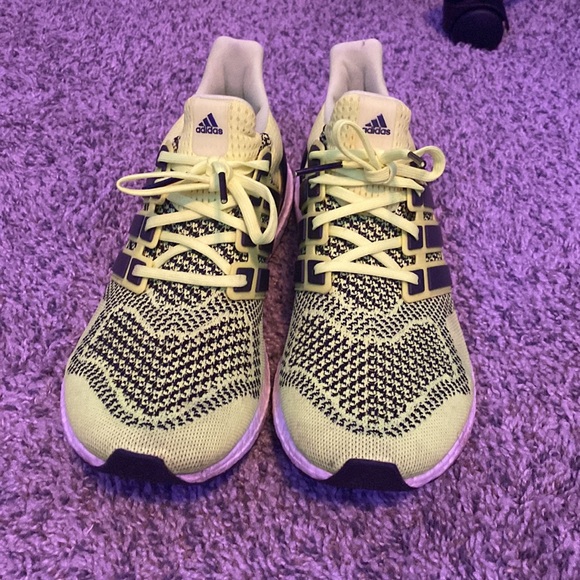 Ultraboost 1.0 Solar Yellow - Picture 2 of 4